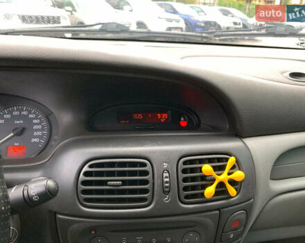 Рено Сценик 2002 в Виннице на Automoto.ua Серый Рено Сценик, объемом двигателя 1.6 л и пробегом 270 тыс. км за 3490 $, фото 30 на Automoto.ua