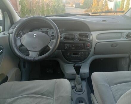 Серый Рено Сценик, объемом двигателя 2 л и пробегом 280 тыс. км за 3800 $, фото 3 на Automoto.ua