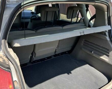 Серый Рено Сценик, объемом двигателя 1.6 л и пробегом 280 тыс. км за 5700 $, фото 6 на Automoto.ua