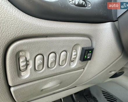 Серый Рено Сценик, объемом двигателя 1.6 л и пробегом 267 тыс. км за 1999 $, фото 32 на Automoto.ua