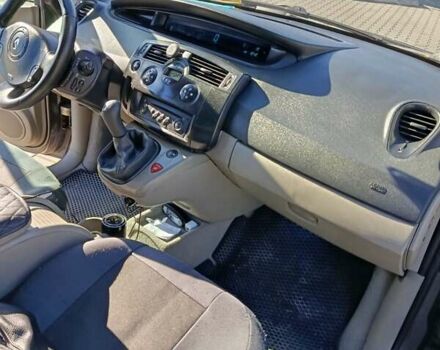 Серый Рено Сценик, объемом двигателя 1.6 л и пробегом 198 тыс. км за 3999 $, фото 6 на Automoto.ua