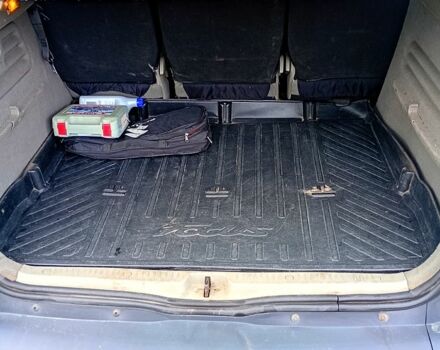 Серый Рено Сценик, объемом двигателя 1.5 л и пробегом 310 тыс. км за 4100 $, фото 8 на Automoto.ua