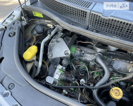 Сірий Рено Сценік, об'ємом двигуна 1.9 л та пробігом 140 тис. км за 4200 $, фото 12 на Automoto.ua