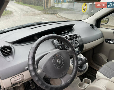 Серый Рено Сценик, объемом двигателя 1.6 л и пробегом 247 тыс. км за 4555 $, фото 29 на Automoto.ua