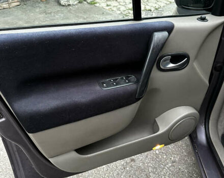 Сірий Рено Сценік, об'ємом двигуна 1.6 л та пробігом 135 тис. км за 3700 $, фото 9 на Automoto.ua