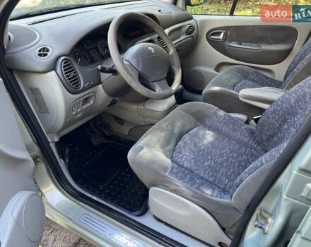 Сірий Рено Сценік, об'ємом двигуна 1.87 л та пробігом 250 тис. км за 3583 $, фото 19 на Automoto.ua