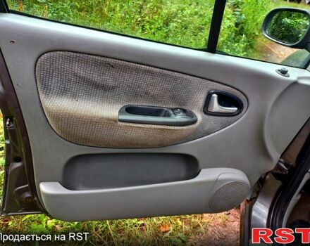 Серый Рено Сценик, объемом двигателя 1.6 л и пробегом 359 тыс. км за 4000 $, фото 1 на Automoto.ua