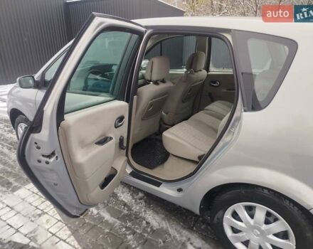 Серый Рено Сценик, объемом двигателя 1.5 л и пробегом 254 тыс. км за 3500 $, фото 8 на Automoto.ua