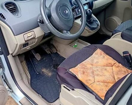 Серый Рено Сценик, объемом двигателя 1.5 л и пробегом 310 тыс. км за 4100 $, фото 2 на Automoto.ua