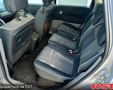 Серый Рено Сценик, объемом двигателя 1.6 л и пробегом 200 тыс. км за 3000 $, фото 6 на Automoto.ua