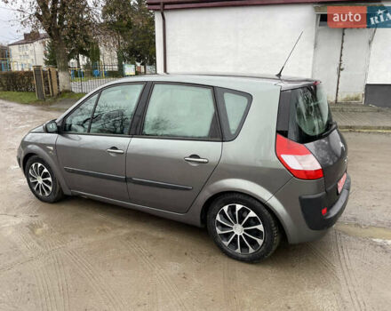 Серый Рено Сценик, объемом двигателя 1.6 л и пробегом 247 тыс. км за 4555 $, фото 5 на Automoto.ua