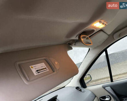 Серый Рено Сценик, объемом двигателя 1.6 л и пробегом 247 тыс. км за 4555 $, фото 35 на Automoto.ua