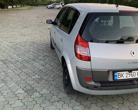 Сірий Рено Сценік, об'ємом двигуна 1.6 л та пробігом 190 тис. км за 4900 $, фото 4 на Automoto.ua
