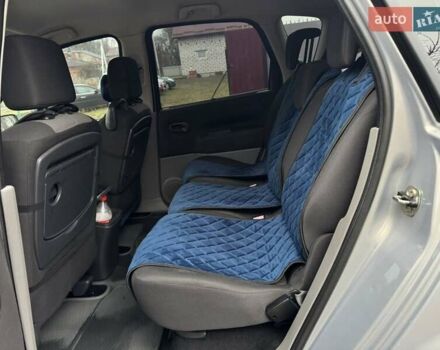 Сірий Рено Сценік, об'ємом двигуна 1.6 л та пробігом 222 тис. км за 3999 $, фото 13 на Automoto.ua