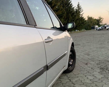 Сірий Рено Сценік, об'ємом двигуна 1.6 л та пробігом 190 тис. км за 4900 $, фото 2 на Automoto.ua