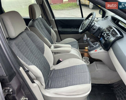 Серый Рено Сценик, объемом двигателя 1.6 л и пробегом 247 тыс. км за 4555 $, фото 40 на Automoto.ua