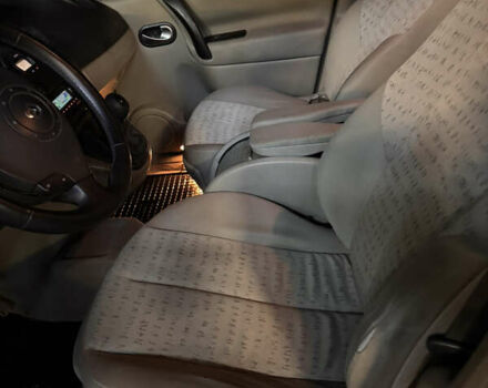 Серый Рено Сценик, объемом двигателя 1.9 л и пробегом 300 тыс. км за 3299 $, фото 4 на Automoto.ua