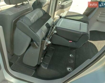 Серый Рено Сценик, объемом двигателя 1.6 л и пробегом 167 тыс. км за 5300 $, фото 31 на Automoto.ua