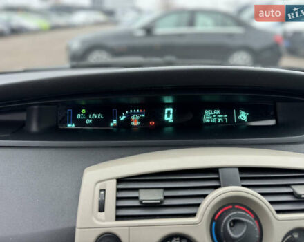 Сірий Рено Сценік, об'ємом двигуна 1.6 л та пробігом 118 тис. км за 6300 $, фото 76 на Automoto.ua