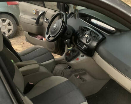 Серый Рено Сценик, объемом двигателя 1.5 л и пробегом 300 тыс. км за 3700 $, фото 2 на Automoto.ua