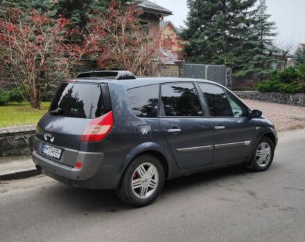 Серый Рено Сценик, объемом двигателя 1.9 л и пробегом 250 тыс. км за 3950 $, фото 1 на Automoto.ua