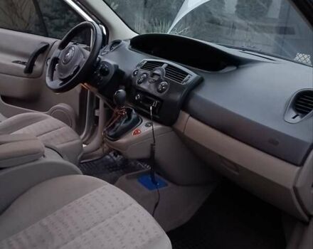 Серый Рено Сценик, объемом двигателя 1.9 л и пробегом 300 тыс. км за 3600 $, фото 21 на Automoto.ua