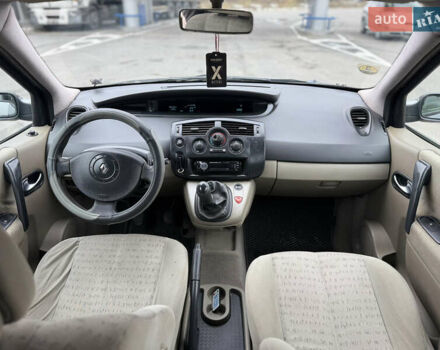 Серый Рено Сценик, объемом двигателя 1.5 л и пробегом 367 тыс. км за 3250 $, фото 7 на Automoto.ua
