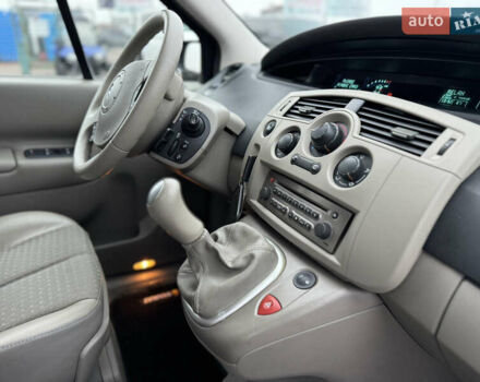 Сірий Рено Сценік, об'ємом двигуна 1.6 л та пробігом 118 тис. км за 6300 $, фото 61 на Automoto.ua