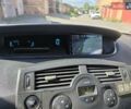 Серый Рено Сценик, объемом двигателя 2 л и пробегом 300 тыс. км за 3600 $, фото 11 на Automoto.ua