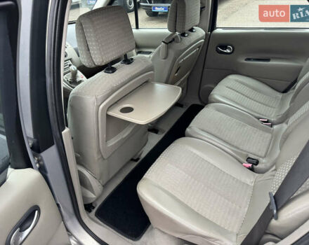 Сірий Рено Сценік, об'ємом двигуна 1.6 л та пробігом 118 тис. км за 6300 $, фото 39 на Automoto.ua