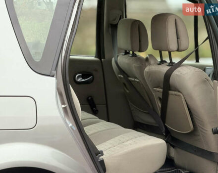 Серый Рено Сценик, объемом двигателя 1.5 л и пробегом 367 тыс. км за 3250 $, фото 9 на Automoto.ua