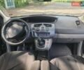 Серый Рено Сценик, объемом двигателя 2 л и пробегом 305 тыс. км за 5300 $, фото 4 на Automoto.ua