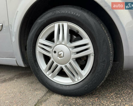 Сірий Рено Сценік, об'ємом двигуна 1.6 л та пробігом 118 тис. км за 6300 $, фото 24 на Automoto.ua