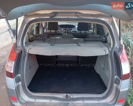 Сірий Рено Сценік, об'ємом двигуна 1.6 л та пробігом 218 тис. км за 4300 $, фото 5 на Automoto.ua