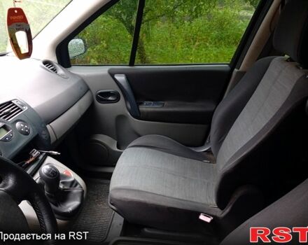 Серый Рено Сценик, объемом двигателя 1.6 л и пробегом 200 тыс. км за 3500 $, фото 1 на Automoto.ua