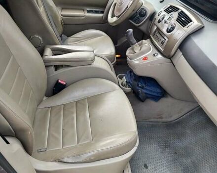 Серый Рено Сценик, объемом двигателя 1.6 л и пробегом 217 тыс. км за 4400 $, фото 13 на Automoto.ua