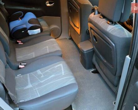 Сірий Рено Сценік, об'ємом двигуна 1.6 л та пробігом 207 тис. км за 3000 $, фото 13 на Automoto.ua