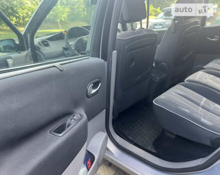 Серый Рено Сценик, объемом двигателя 1.6 л и пробегом 264 тыс. км за 3650 $, фото 16 на Automoto.ua