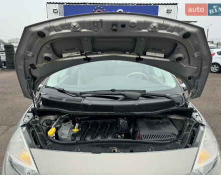 Сірий Рено Сценік, об'ємом двигуна 1.6 л та пробігом 118 тис. км за 6300 $, фото 81 на Automoto.ua