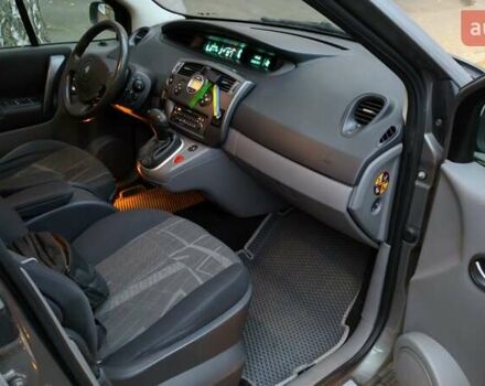 Сірий Рено Сценік, об'ємом двигуна 1.6 л та пробігом 207 тис. км за 3000 $, фото 14 на Automoto.ua