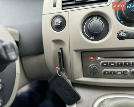 Сірий Рено Сценік, об'ємом двигуна 1.6 л та пробігом 118 тис. км за 6300 $, фото 78 на Automoto.ua