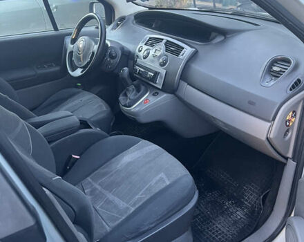Сірий Рено Сценік, об'ємом двигуна 1.5 л та пробігом 265 тис. км за 2800 $, фото 9 на Automoto.ua