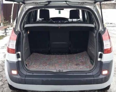 Сірий Рено Сценік, об'ємом двигуна 1.5 л та пробігом 250 тис. км за 4100 $, фото 5 на Automoto.ua