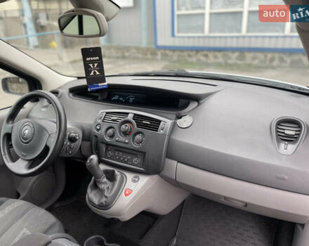 Сірий Рено Сценік, об'ємом двигуна 1.6 л та пробігом 200 тис. км за 4850 $, фото 9 на Automoto.ua
