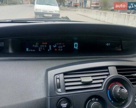Рено Сценик 2004 в Житомире на Automoto.ua Серый Рено Сценик, объемом двигателя 1.5 л и пробегом 330 тыс. км за 3650 $, фото 8 на Automoto.ua