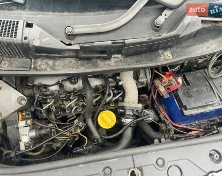 Сірий Рено Сценік, об'ємом двигуна 1.87 л та пробігом 190 тис. км за 3999 $, фото 98 на Automoto.ua