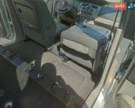 Серый Рено Сценик, объемом двигателя 1.6 л и пробегом 167 тыс. км за 5300 $, фото 37 на Automoto.ua