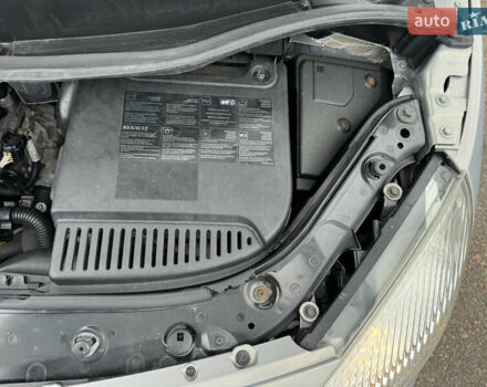 Сірий Рено Сценік, об'ємом двигуна 1.6 л та пробігом 118 тис. км за 6300 $, фото 86 на Automoto.ua