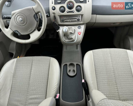 Сірий Рено Сценік, об'ємом двигуна 1.6 л та пробігом 118 тис. км за 6300 $, фото 52 на Automoto.ua