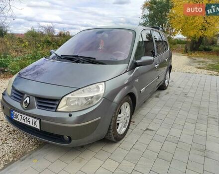 Серый Рено Сценик, объемом двигателя 1.6 л и пробегом 217 тыс. км за 4400 $, фото 1 на Automoto.ua